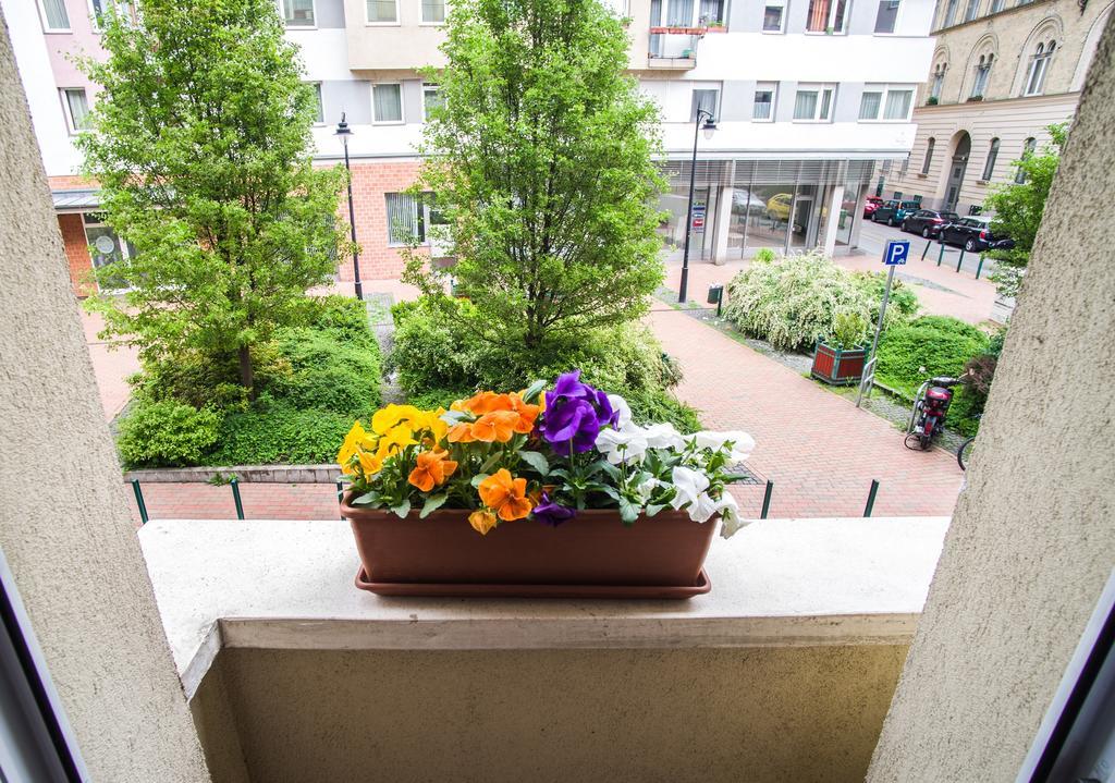 Lovely Corvin Apartment Βουδαπέστη Εξωτερικό φωτογραφία