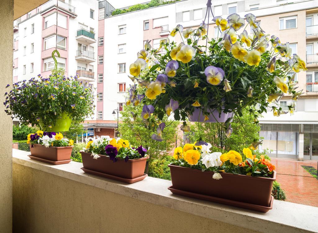 Lovely Corvin Apartment Βουδαπέστη Εξωτερικό φωτογραφία